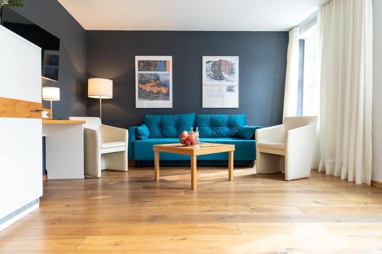 Schiefer Suite Hotel & Apartments Гослар Экстерьер фото