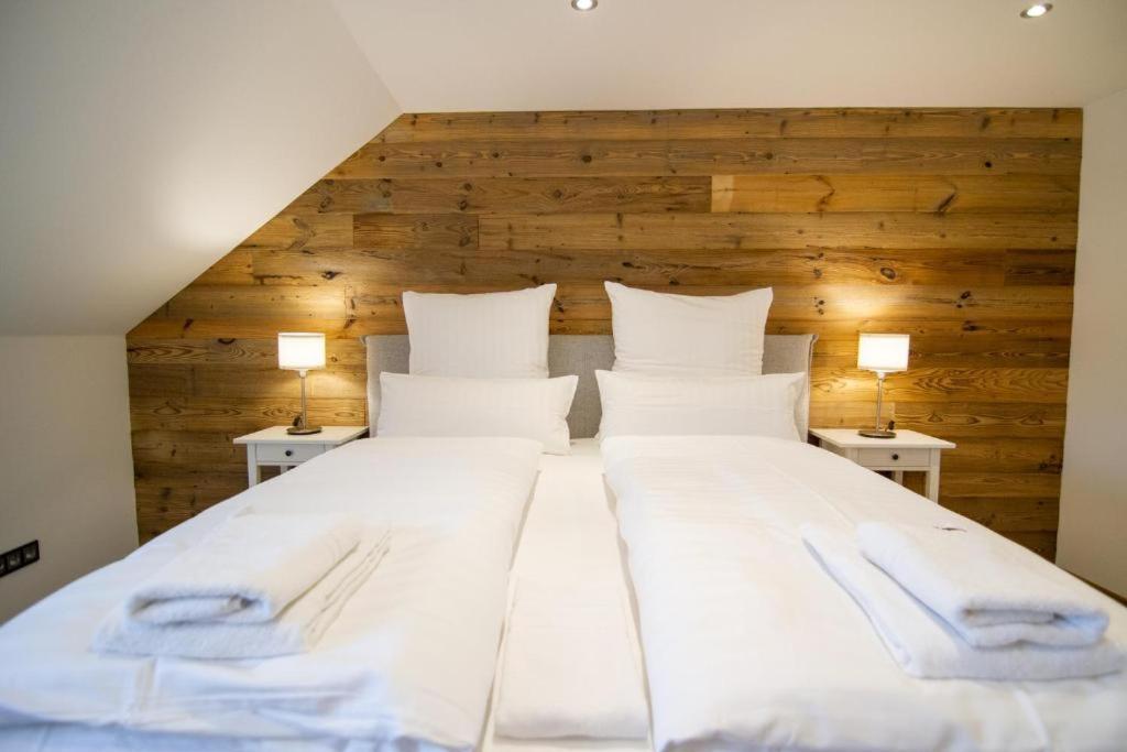 Schiefer Suite Hotel & Apartments Гослар Экстерьер фото